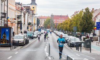 Boc: ''Îmbinăm sportul, educația și cultura în cadrul „Cluj Semimaraton - Fuga la Cultură” desfășurat astăzi în zona centrală a orașului''