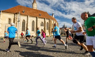 Boc: ''Îmbinăm sportul, educația și cultura în cadrul „Cluj Semimaraton - Fuga la Cultură” desfășurat astăzi în zona centrală a orașului''