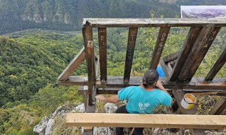 Panoramă ce-ți taie respirația! Cum arată acum balconul de la Poarta Zmeilor din Apuseni, renovat după 12 ani