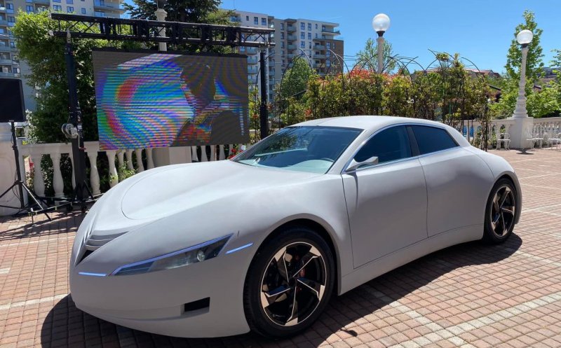 Mașină electrică „Made in Cluj”. Cât costă bolidul care arată mai ceva ca o Tesla