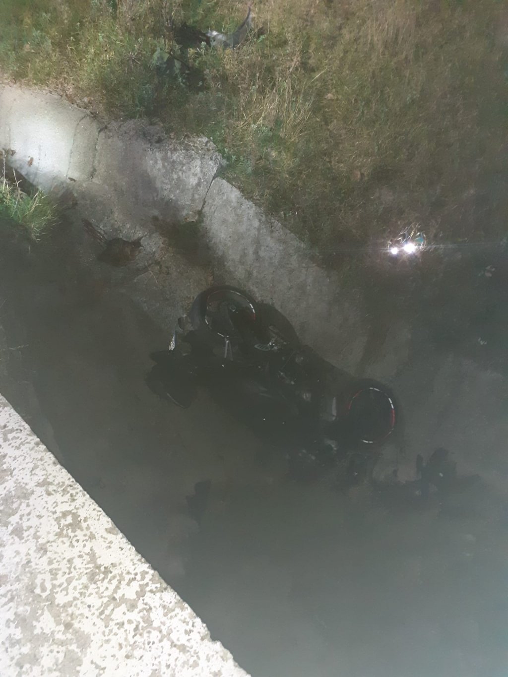 ACCIDENT în Cluj: Motociclist căzut într-o râpă pe raza localității Bucea