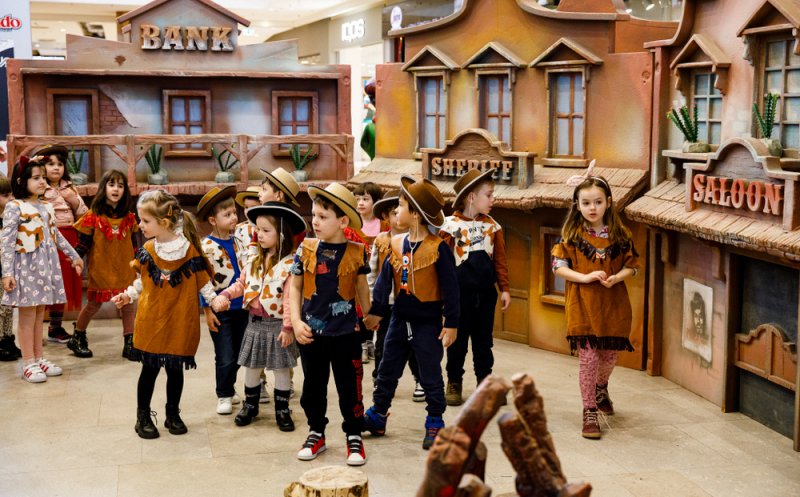 Expoziție interactivă dedicată copiilor, la Iulius Mall Cluj – „Vestul Sălbatic” îi provoacă să se transforme în cowboy și să descopere secretele lumii Western