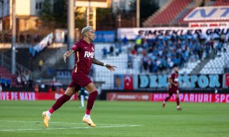 Jefte a părăsit furios stadionul după ce a fost schimbat la pauză. Ce spune Mandorlini despre gestul atacantului
