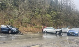Accident cu 3 mașini în Bologa