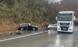 Accident cu 3 mașini în Bologa