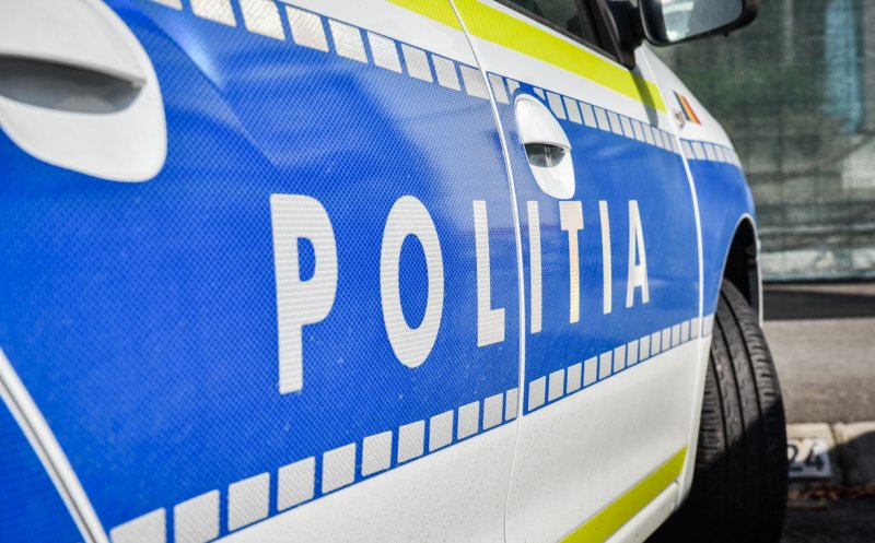 Doi polițiști clujeni, condamnați la închisoare pentru spagă și abuz în serviciu. Cât timp vor sta după gratii?