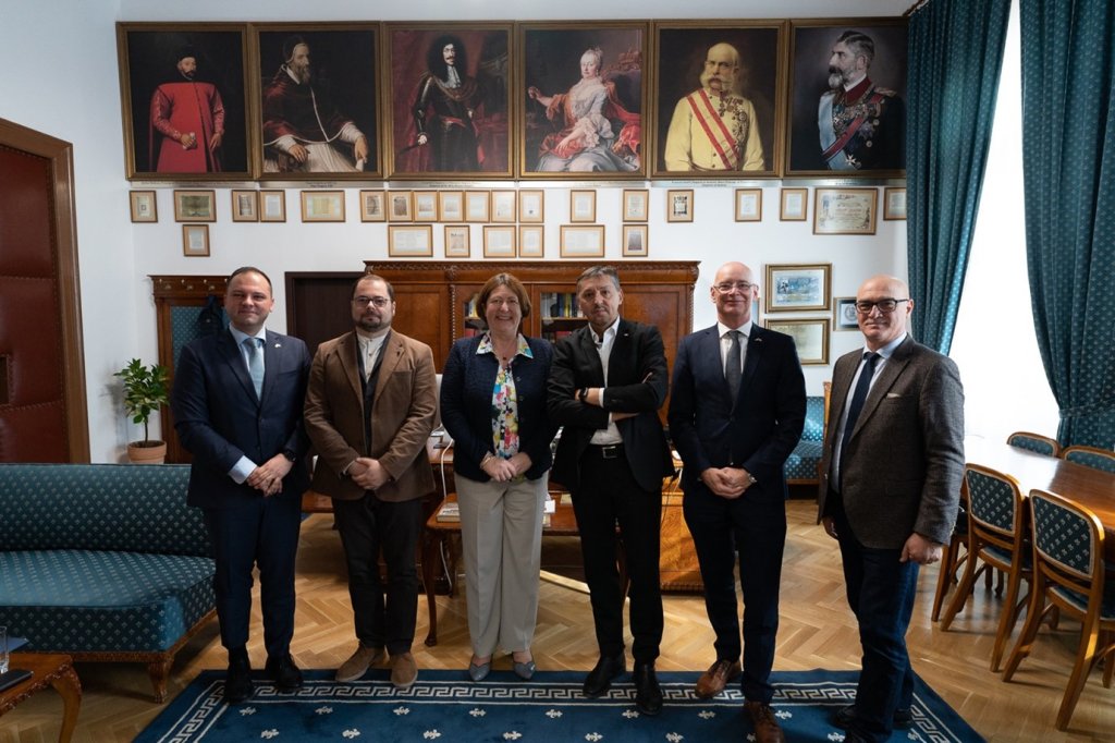 Noul ambasador al Regatului Ţărilor de Jos în România, vizită la UBB Cluj