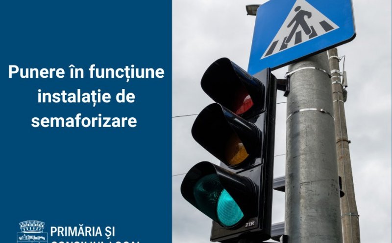 Semafor la trecerea de pietoni din Piața Gării