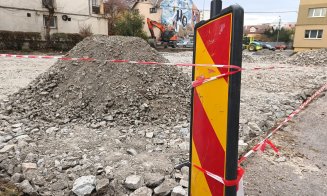 Mărăşti: Încă o redută a garajelor de cartier din Cluj-Napoca a fost cucerită de asfalt. Nu uitaţi de cererile pentru locul de parcare!