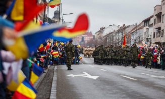 PROGRAMUL de 1 Decembrie la Cluj-Napoca. Depuneri de coroane, defilare militară, concerte și aprinderea iluminatului festiv