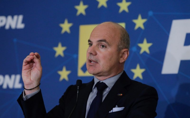 Rareș Bogdan nu-l slăbește deloc pe Ciolacu: „Nu mă interesează ce zice de PNL. Să vedem ce face în SUA”