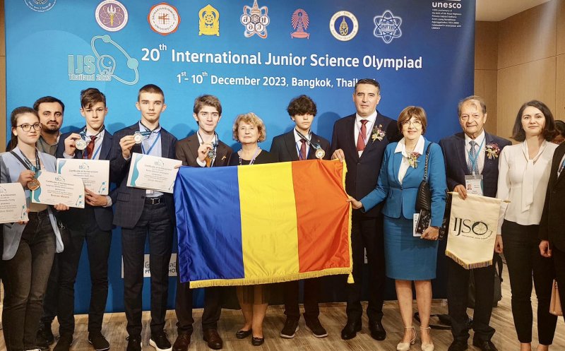 Șase elevi din România, medaliați la Olimpiada Internațională de Științe. Unul dintre premiați, de la un liceu din Cluj
