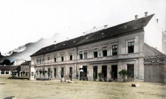 Hotelul Biasini, anii 1898-1900