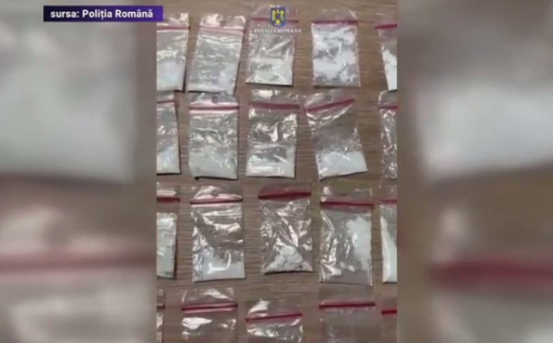 Jandarm prins cu droguri în mașină, în Cluj-Napoca. Spune că nu sunt ale lui