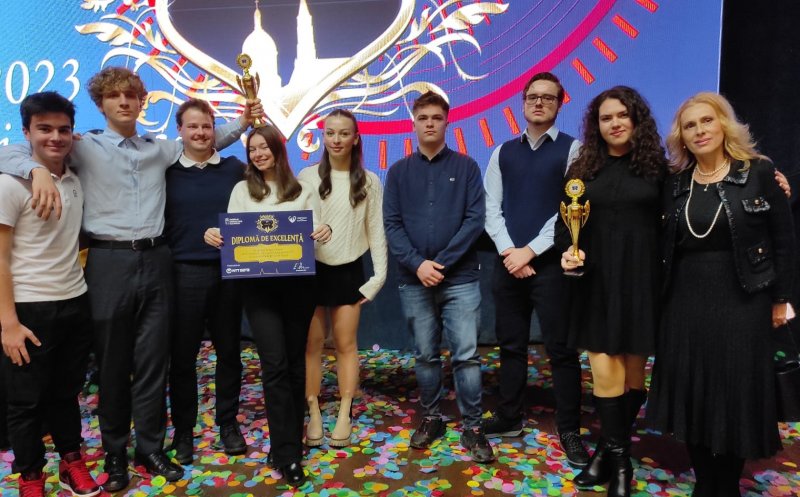 Aplicații de la Cluj care ar putea schimba viața nevăzătorilor şi a pacienţilor din spitale, premiate la Gala „10 pentru Cluj”