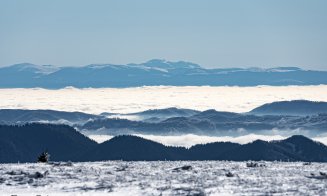 IMAGINI SPECTACULOASE: Făgărașul, văzut de pe  Muntele Mare din Cluj, de la 350 km distanță