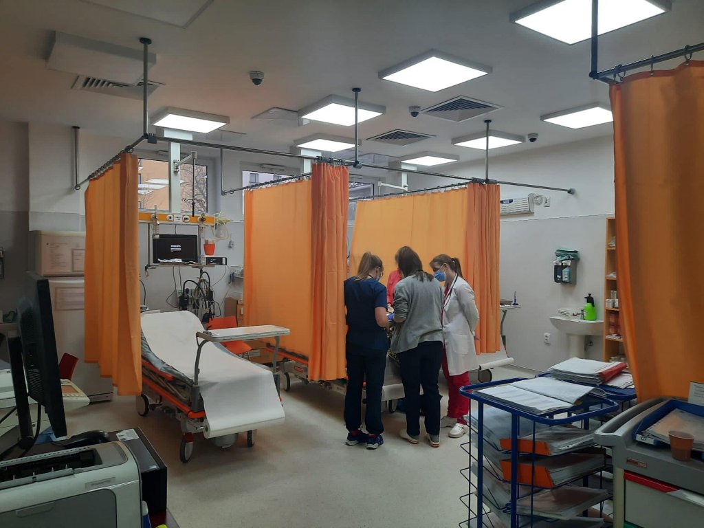 "Adevăratele urgențe le reprezintă copiii care respiră cu dificultate. Aceia ar trebui să vină la serviciile de urgență"