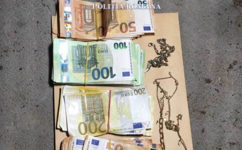 Bătrân de 76 de ani, „ars” de mii de euro de o femeie. Cum ar fi acționat aceasta