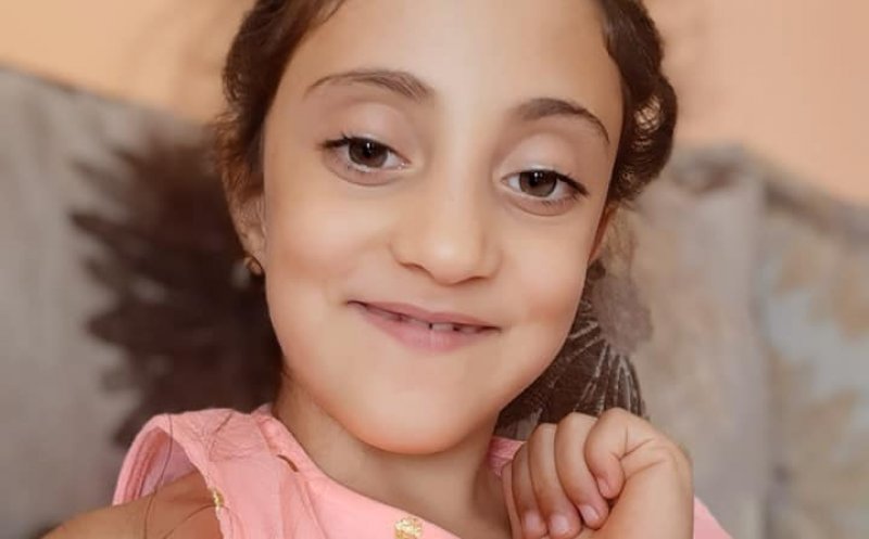Salvează o inimă! Eva are numai 12 anişori şi riscă să se sufoce dacă nu este operată de urgenţă