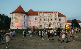 16 ani de lucrări de restaurare la Castelul Bánffy de la Bonțida. IMAGINI atunci vs. acum