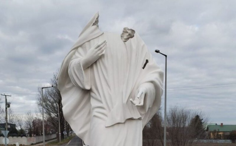 Un român a decapitat o statuie a Maicii Domnului în Ungaria. N-ar fi fost pentru prima dată