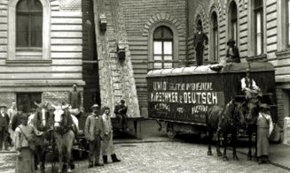 Istoria Bibliotecii Centrale Universitare „Lucian Blaga”