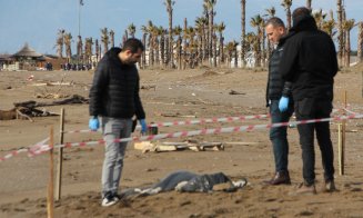 8 cadavre aduse de valuri la mal, pe plajele din Antalya / Anchetă în Turcia după descoperirile macabre