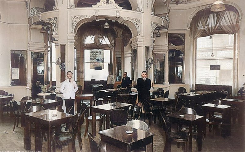 Despre atmosfera de la Conti: ''duelurile de onoare senzaționale obișnuiau să aibă loc aici / în restaurant, muzicieni romi cântau''