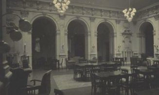 Despre atmosfera de la Conti: ''duelurile de onoare senzaționale obișnuiau să aibă loc aici / în restaurant, muzicieni romi cântau''