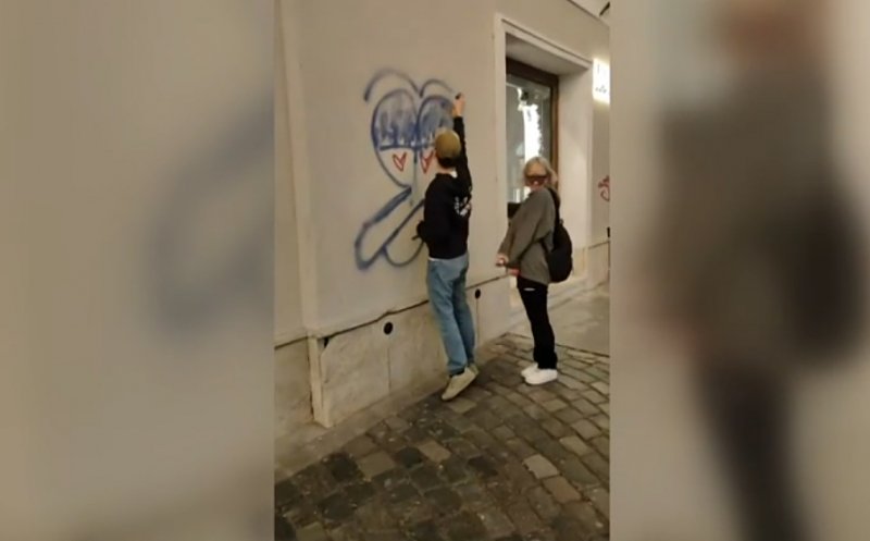 "Mâzgălitorii" de serviciu din centrul Clujului: Prostia se plăteşte cu dosare penale pentru distrugere