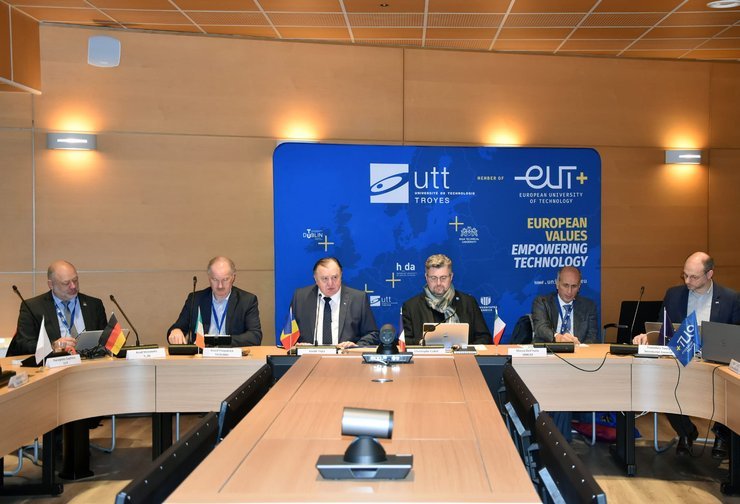 Rectorul Universității Tehnice din Cluj-Napoca preia președinția rotativă a Consiliului Rectorilor EUt+