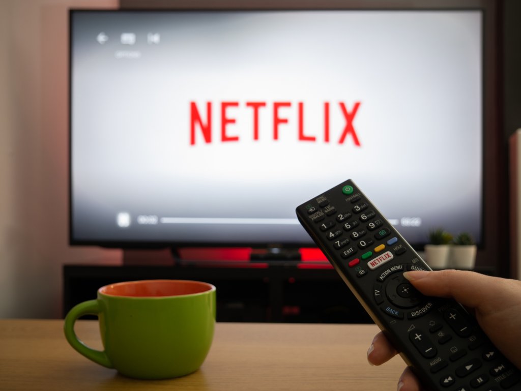 „Taxa de parolă”, afacere de succes pentru Netflix. Câți abonați a câștigat platforma de streaming la finalul anului trecut