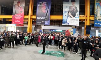 Baschetbaliștii de la U-BT, întâmpinați de fani după victoria cu Gran Canaria