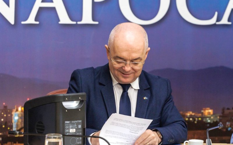 Emil Boc: 1 milion de euro, de la bugetul local, pentru 1000 de familii cu copiii încadraţi în diverse grade de handicap