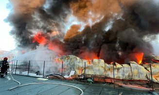INCENDIU puternic pe Calea Baciului din Cluj-Napoca. Fumul a ajuns până în Mănăştur