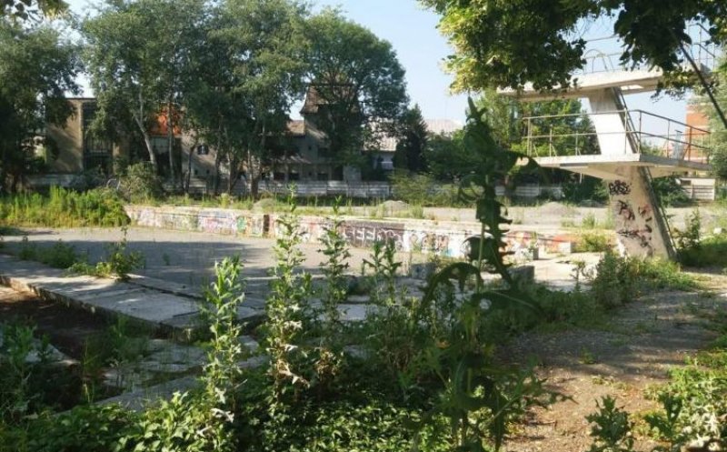 Se poate construi pe terenul fostului ștrand din parc? Primăria Cluj-Napoca: ''nou PUZ, corelat cu vecinătatea - zonă cu caracter economic''