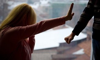 Un clujean din Mănăștur și-a bătut nevasta și a șantajat-o să nu meargă la Poliție