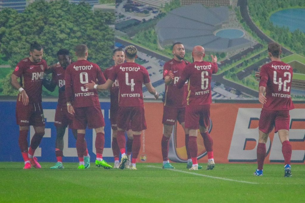 CFR Cluj evoluează astăzi pe terenul revelației din Superligă