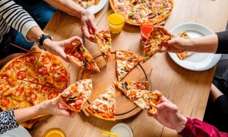 Cel mai mare iubitor de pizza din România. Câte cutii a plătit. Clujul, în topul comenzilor