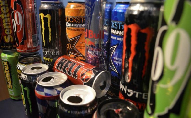 Vânzarea băuturilor energizante către minori a fost interzisă. Ce amenzi primesc magazinele care încalcă legea