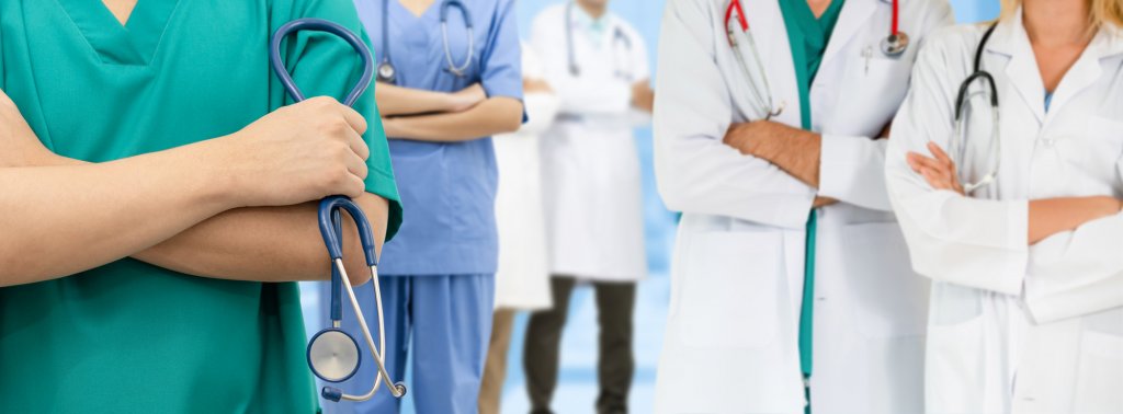 Tot mai mulți medicii vor să renunțe la gărzi: Sunt plătite la valoarea salariului din 2018 și nu intră la vechime