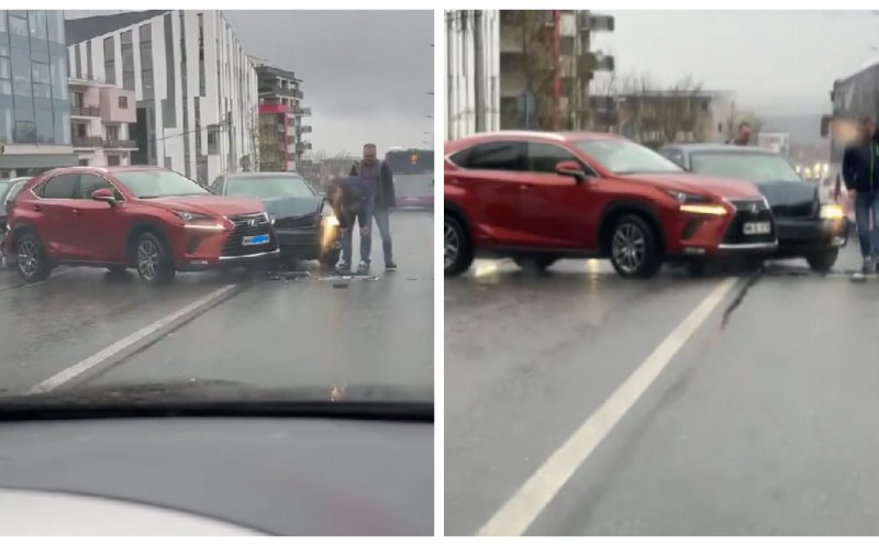 Ciocnire între două mașini pe o stradă din Cluj-Napoca