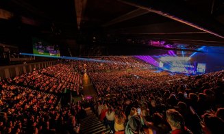 Mii de români, la concertul Andrei de pe Wembley Arena, în Londra: "Felicitări, ANDRA, pentru că ne-ai unit inimile"