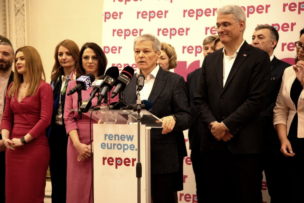 Dacian Cioloș vine la Cluj să strângă semnături pentru propriul partid