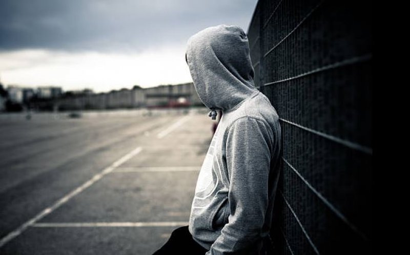Un tânăr din Cluj, fost consumator de droguri, povestește cum a ajuns dependent: Totul a început la 12 ani. Mă drogam zile întregi, nu mai puteam să umblu