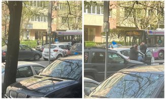 ACCIDENT între mai multe mașini, în Cluj-Napoca