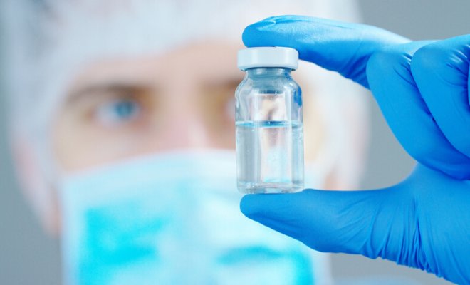 Rezultate promițătoare în lupta cu cancerul! Un vaccin a reușit să micșoreze tumorile unor pacienți