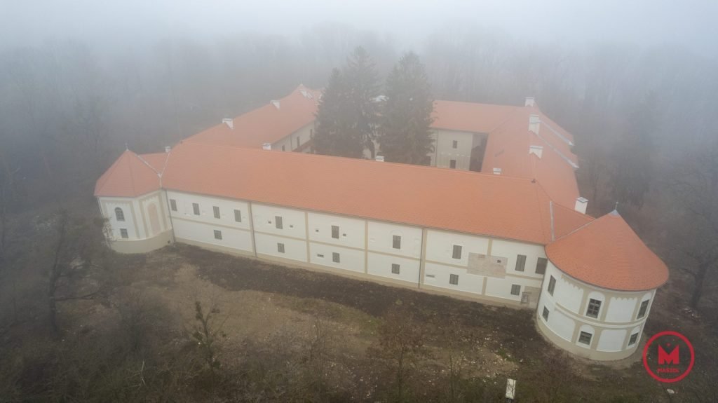 Castelul Banffy de la Gilău, proaspăt renovat, inaugurat în mai