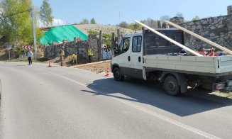 Vremea bună permite muncitorilor să lucreze pe drumurile județene din Cluj. Care este ultimul întrat în „șantier”