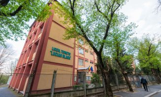 Dezbatere în Gheorgheni pentryu modernizarea liceului „Lucian Blaga” și a zonei adiacente: ''Zona de așteptare a părinților va comunica cu curtea''